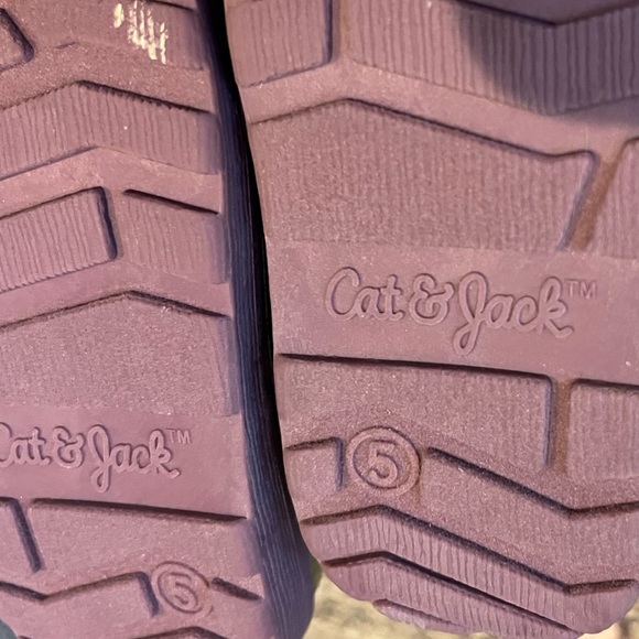 Cat & Jack Toddler Girls' Katrina Fashion Boots Iridescent Size 5 - Picture 5 of 7